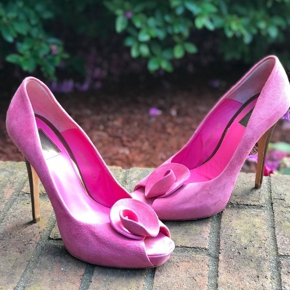 TOPSHOP Shoes - TOPSHOP Pink Rosette open toe Suede BarbieCore stiletto heel Size 9.5 EU Size 40